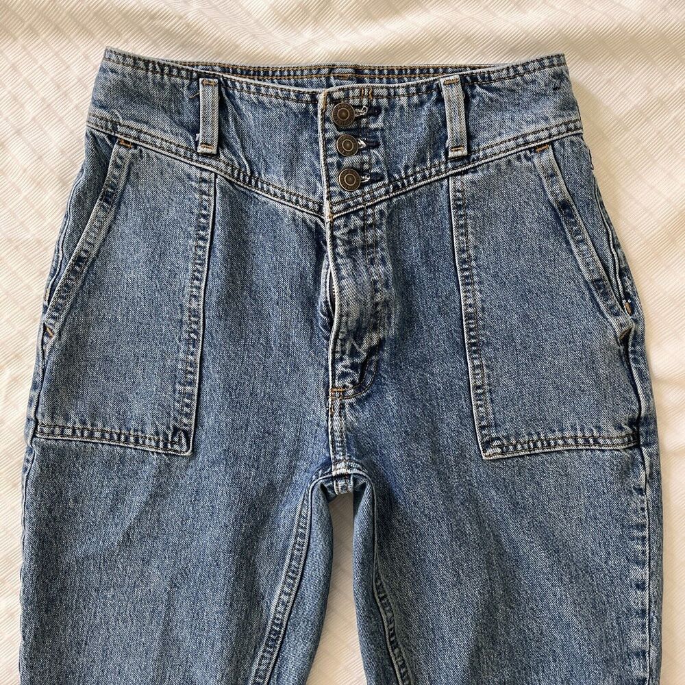 Abercrombie & Fitch Mom Jeans Med Wash Straight Leg Size 25/0 Frayed Hem…